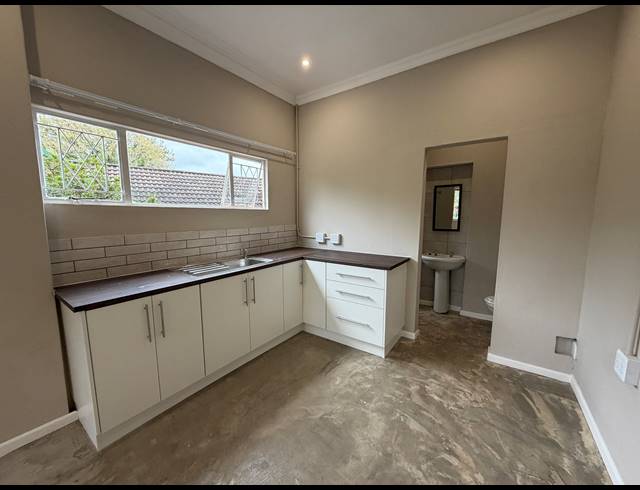 1 BEDROOM SEMI DETACHED TO LET IN GREENDALE